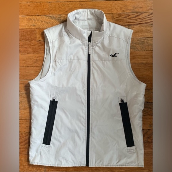 Hollister Other - Hollister Light Grey Vest